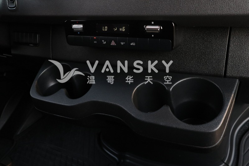 250912143350_2022 Mercedes Benz Sprinter 2500 21.JPG